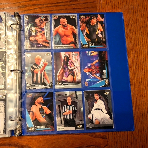 AEW Wrestling Cards Binder 🔥 AEW Trading Cards Collection Lot Collection - Picture 11 of 11